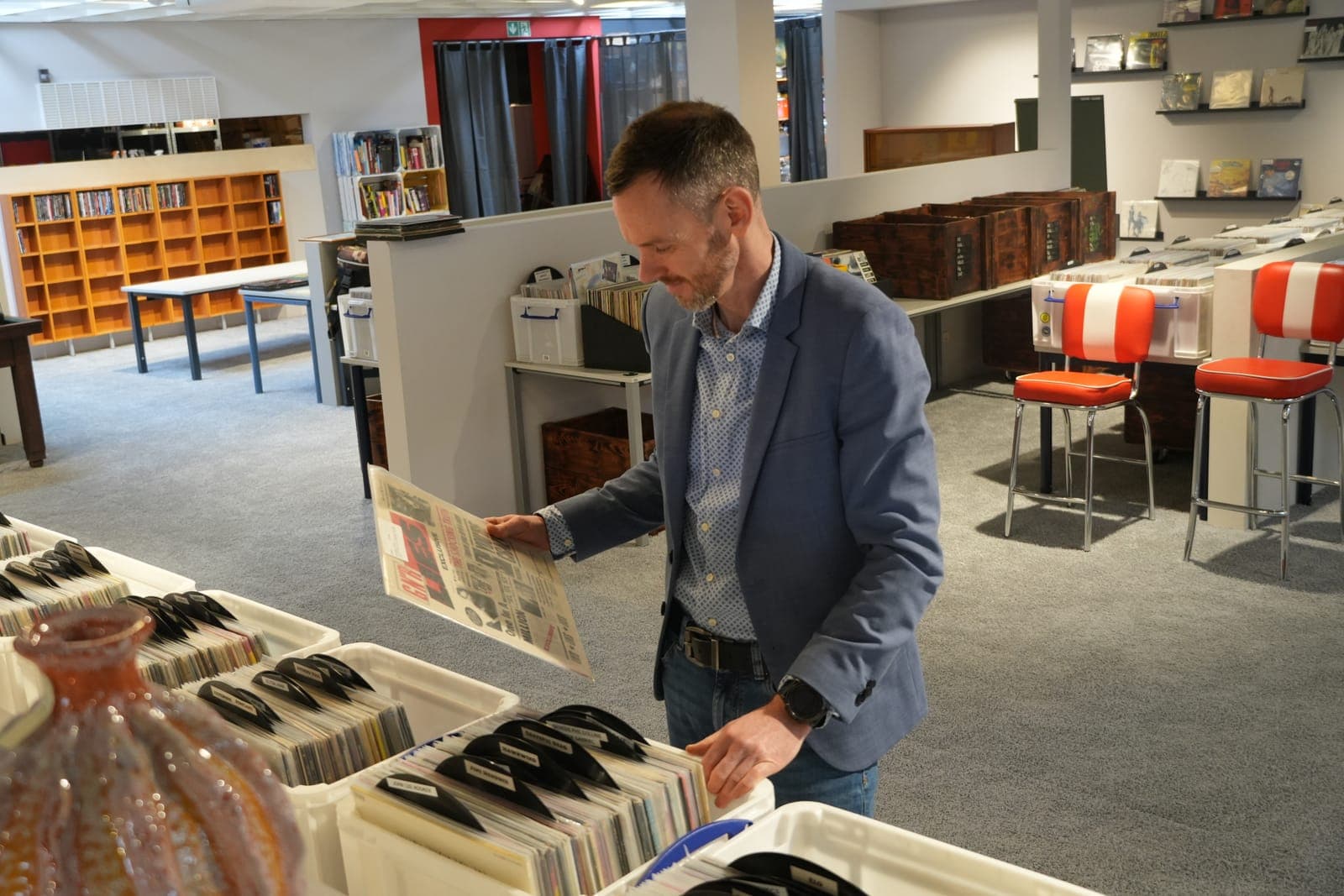 Schallplatten-Abteilung mit über 50.000 Vinyl-Platten